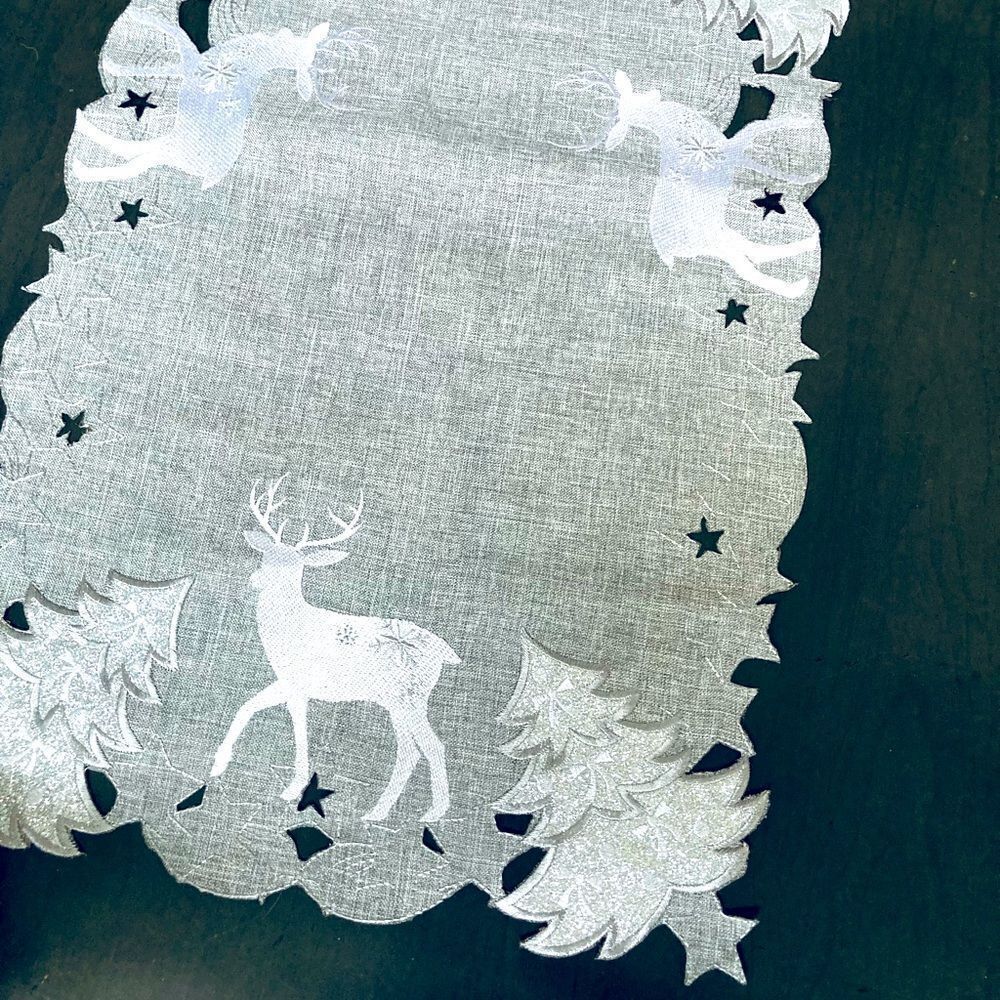 NWT Christmas Holiday Reindeer Gray Silver Metallic Cutout Table Runner